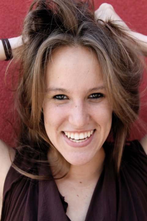 Holly Longmore actress, comedian, singer dancer,